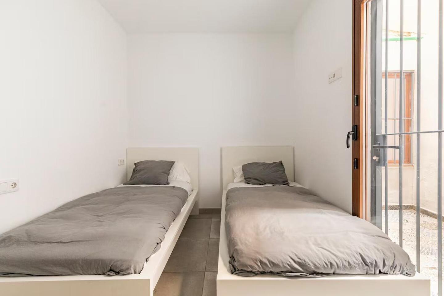Appartement Vivienda Junto A Ruzafa - 12 Pax Y Mas à Valence Extérieur photo
