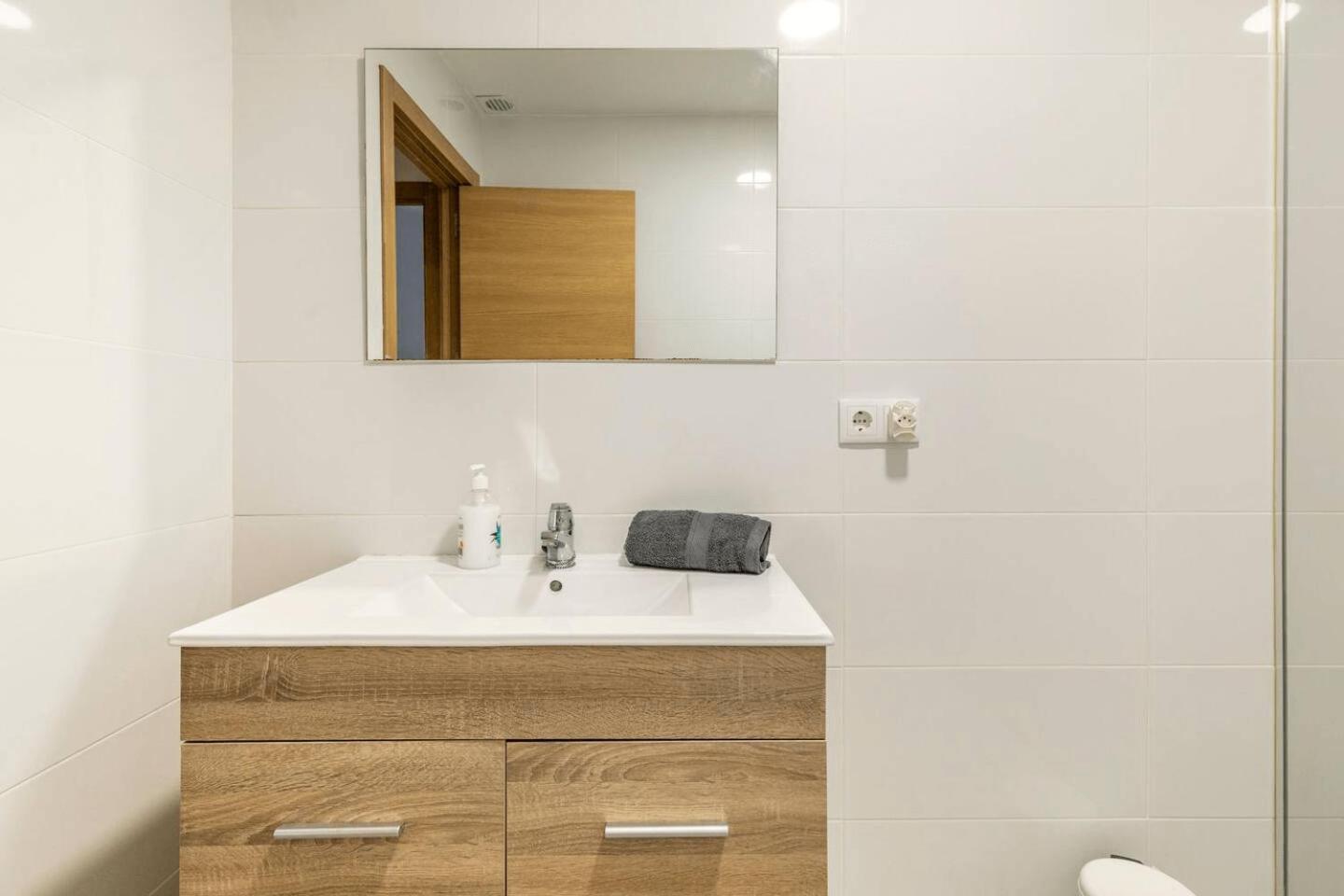 Appartement Vivienda Junto A Ruzafa - 12 Pax Y Mas à Valence Extérieur photo