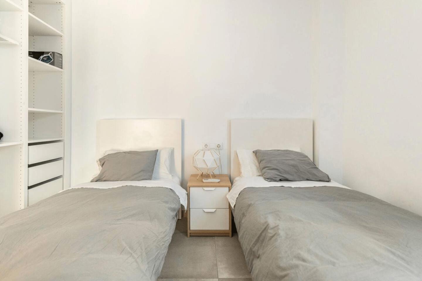 Appartement Vivienda Junto A Ruzafa - 12 Pax Y Mas à Valence Extérieur photo